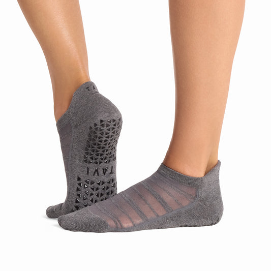 Savvy Breeze Grip Socks