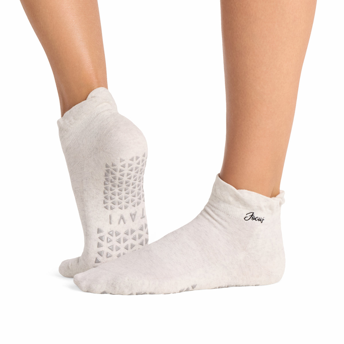 Cora Ruffle Grip Socks